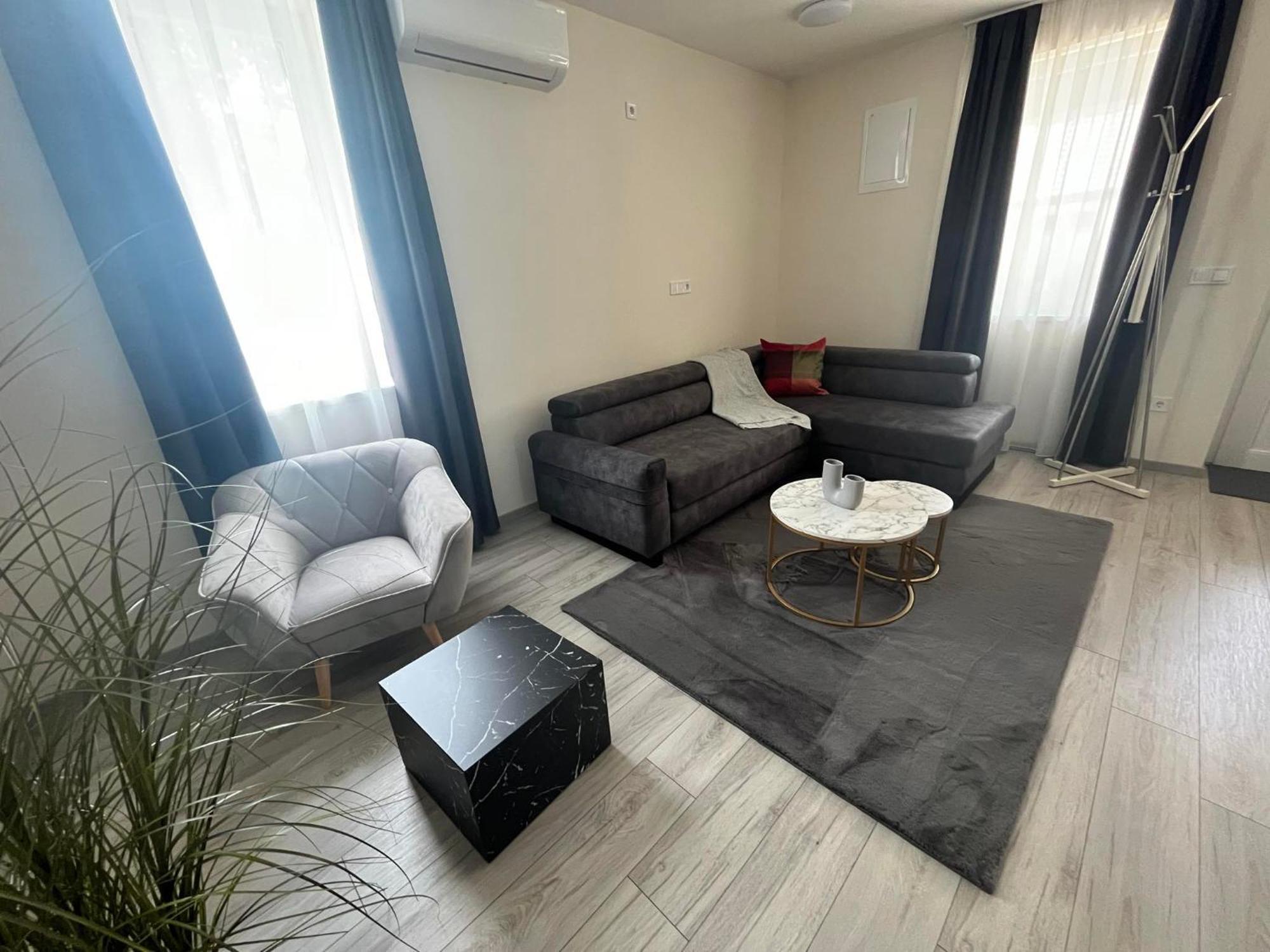 Brill Hotel Bekescsaba Dış mekan fotoğraf